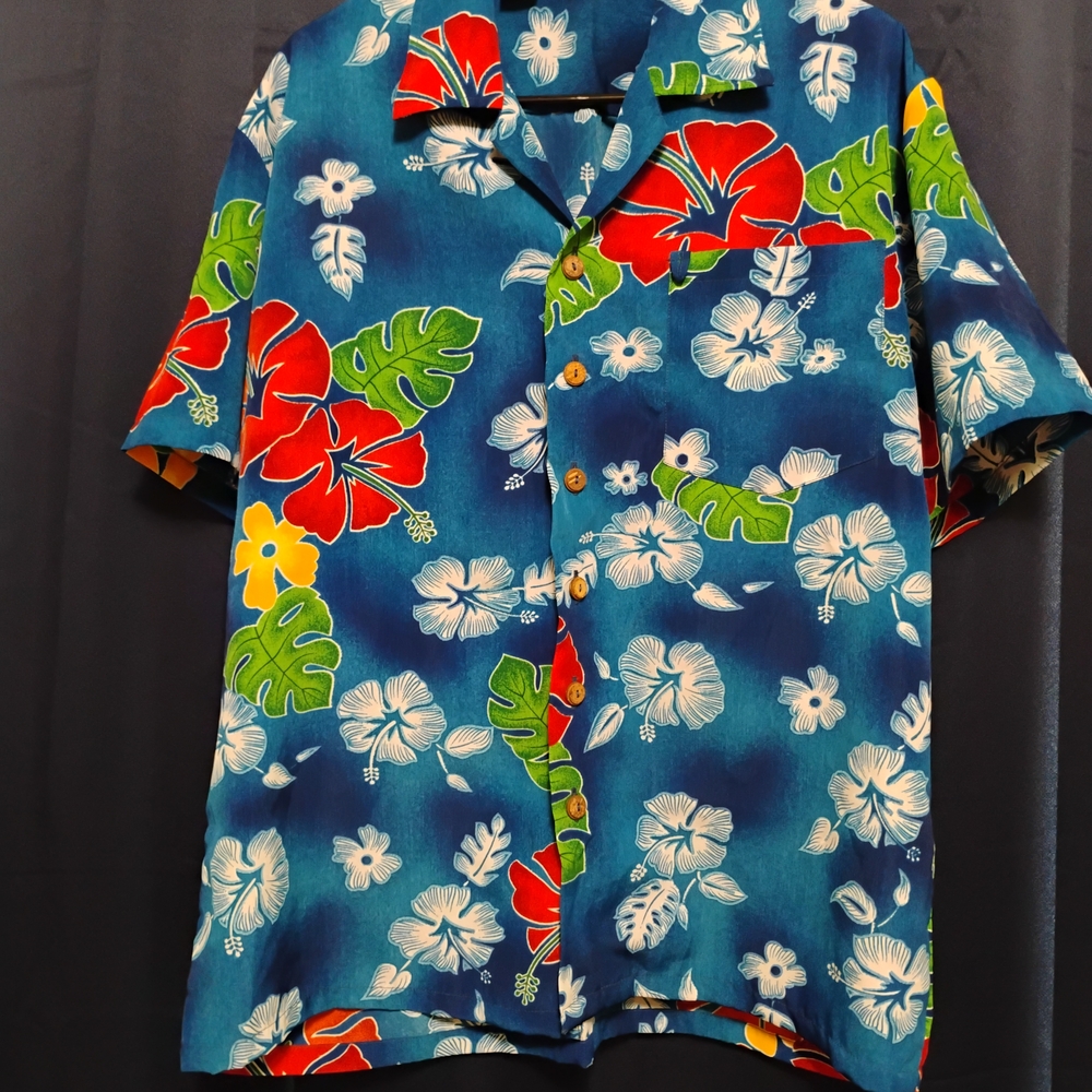 Roundy Bay Hawaiian Button Up Shirt Size Medium